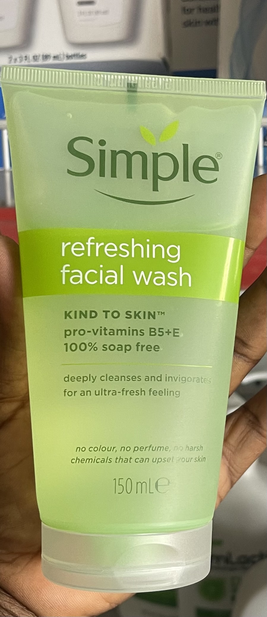SIMPLE REFRESHING FACIAL WASH