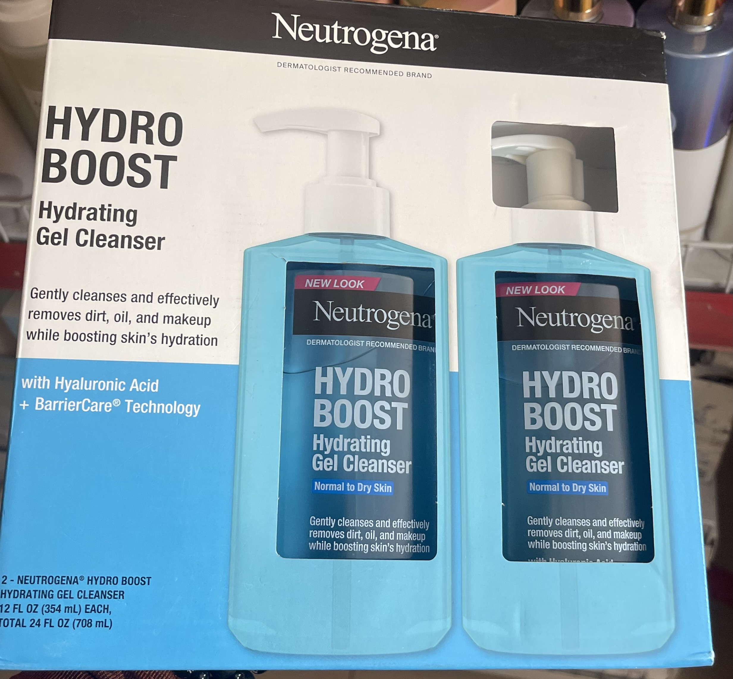 NEUTROGENA HYDRO BOOST CLEANER